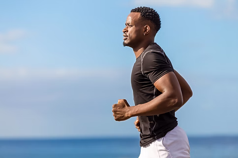 Men's Health Dietitians & Nutrition Support, man jogging in good physical health with nutrition support